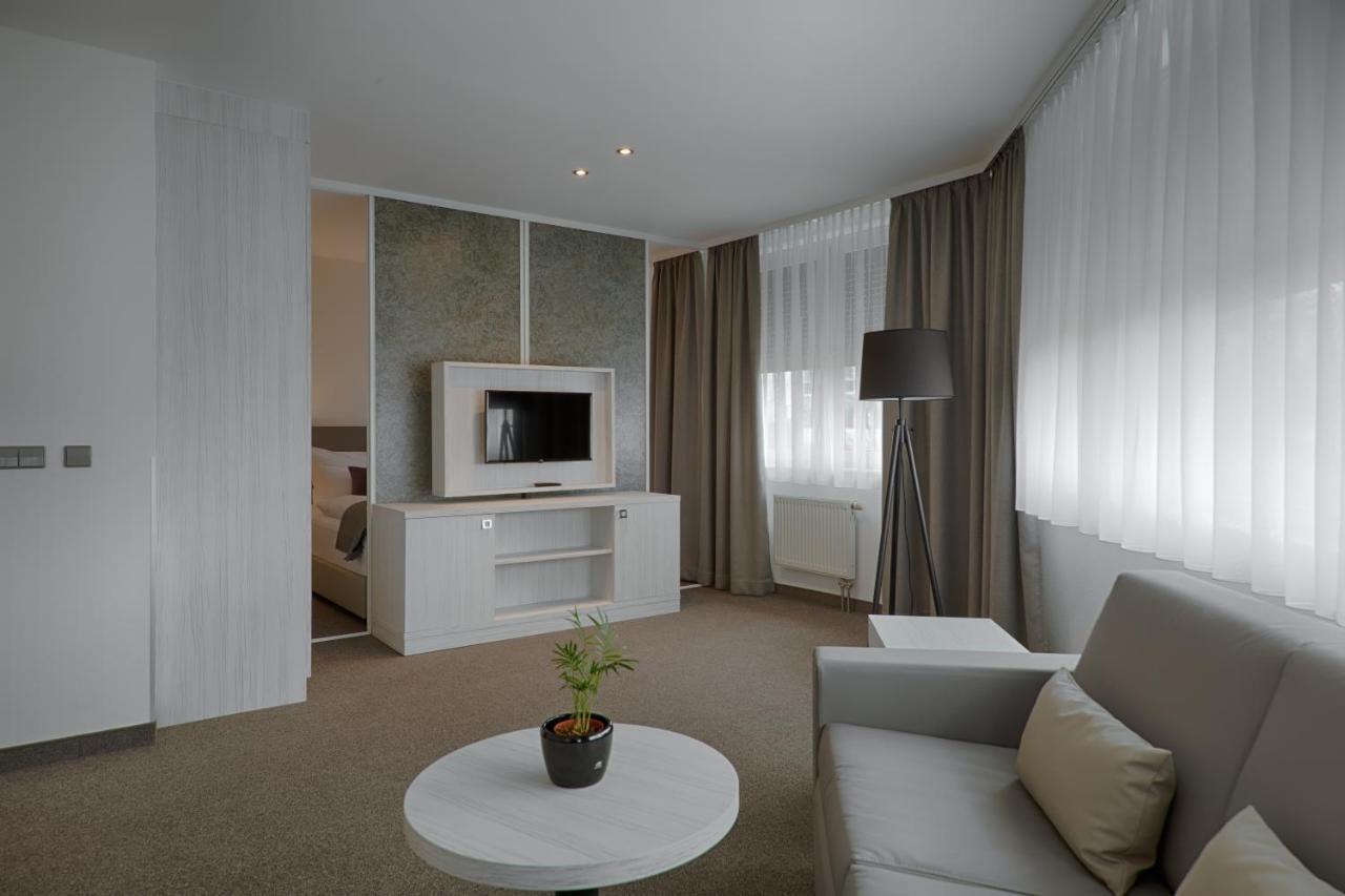 Hotel Townhouse Dahlewitz Dış mekan fotoğraf
