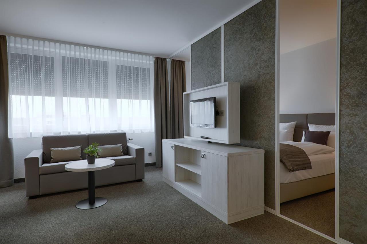 Hotel Townhouse Dahlewitz Dış mekan fotoğraf