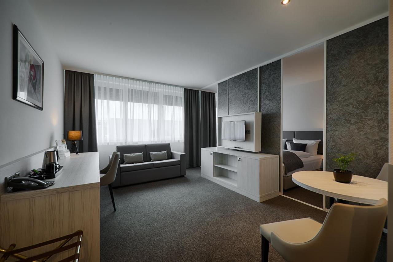 Hotel Townhouse Dahlewitz Dış mekan fotoğraf