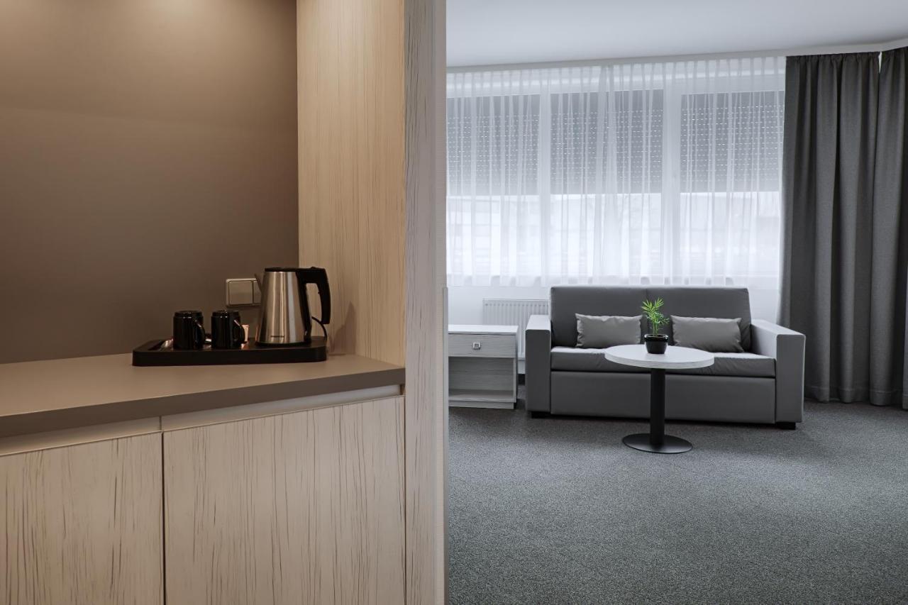 Hotel Townhouse Dahlewitz Dış mekan fotoğraf